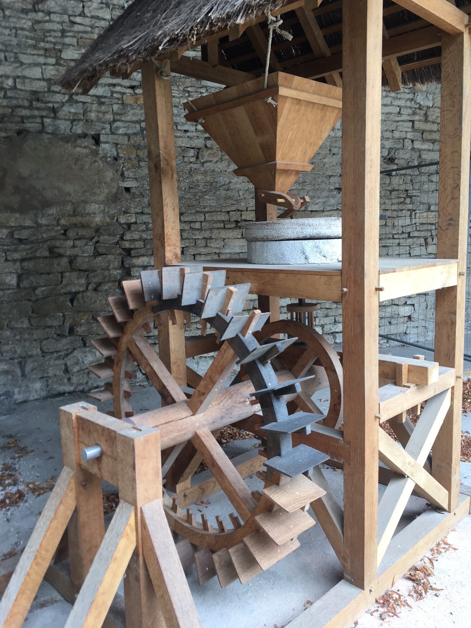 Un moulin postulant à l’Abbaye d’Acey !